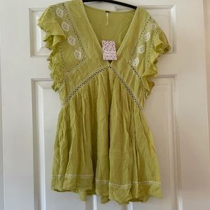Green Free People V Neck top size XS NWT